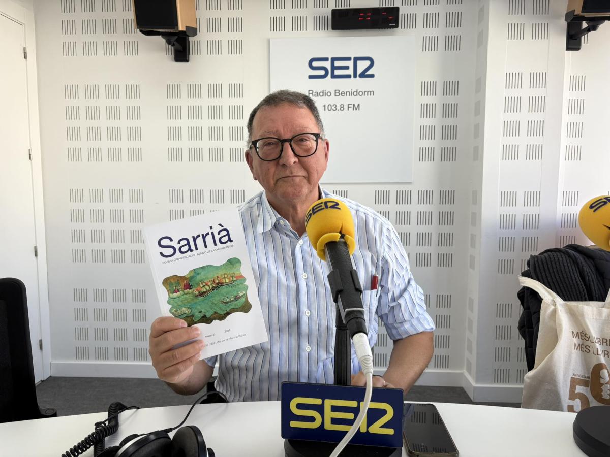 Agust&iacute; Galiana explica la relaci&oacute;n de "Los Almirantes de Arag&oacute;n y la Marina Baixa" 